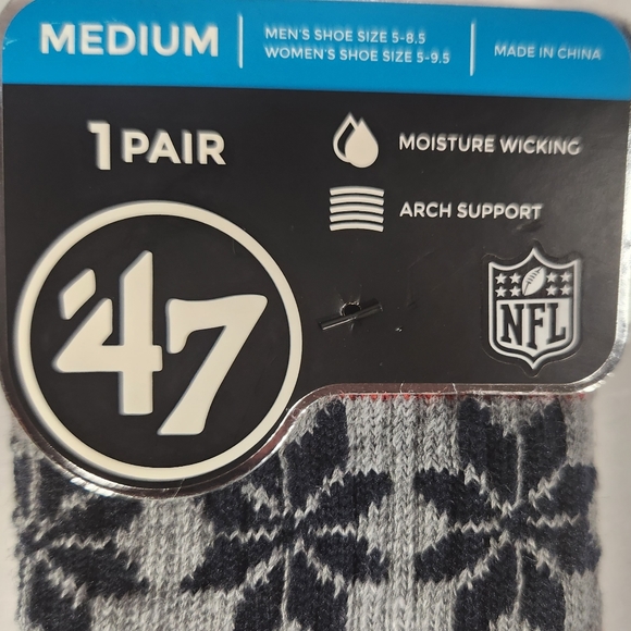 NWT Unisex New England Patriots '47 Crew Socks - Picture 2 of 4